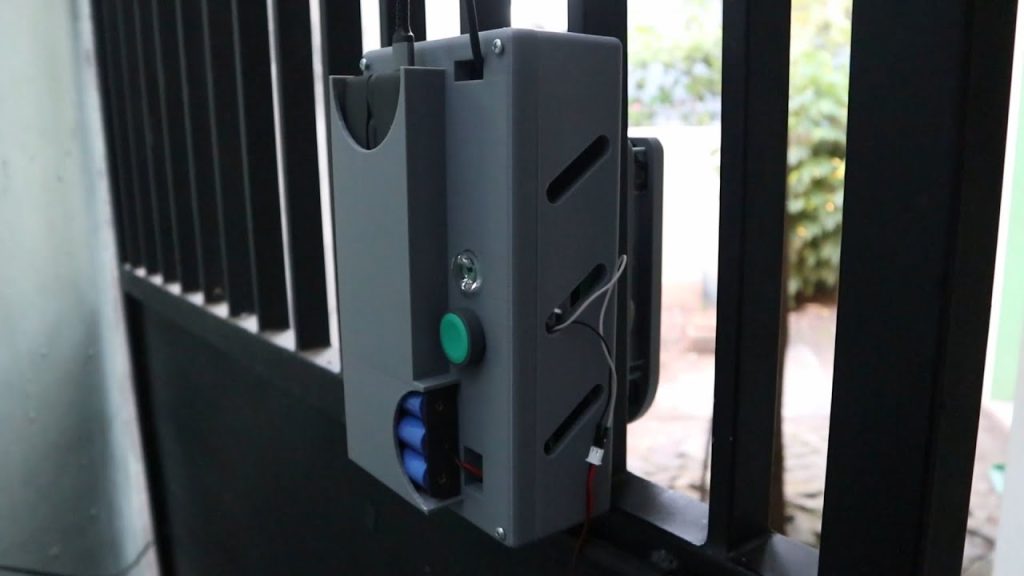 Smartgate Pengamanan Pintu Otomatis